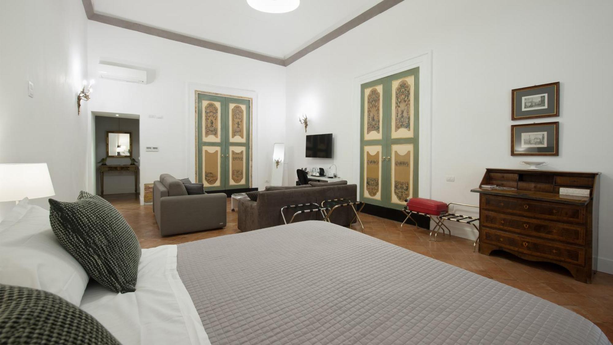 Santa Chiara Boutique Hotel Неаполь Экстерьер фото