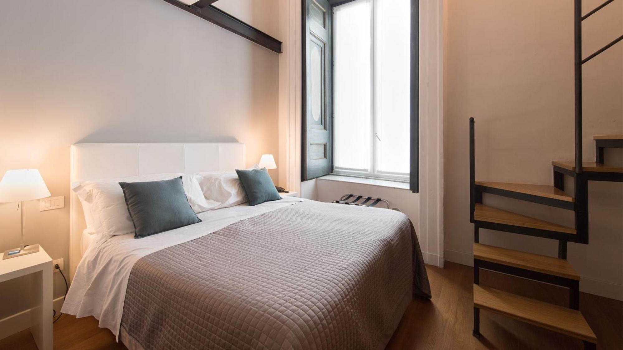 Santa Chiara Boutique Hotel Неаполь Экстерьер фото