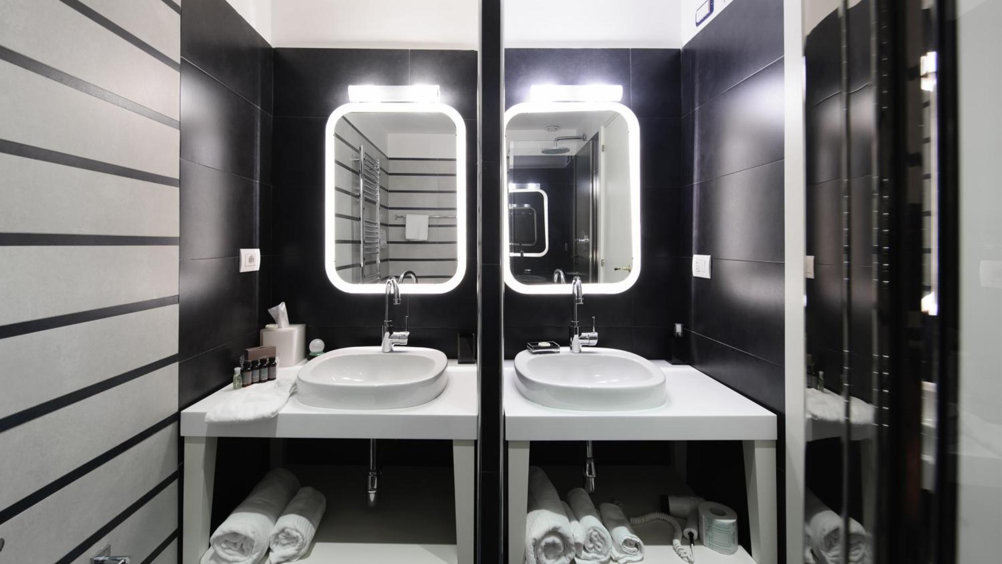 Santa Chiara Boutique Hotel Неаполь Экстерьер фото